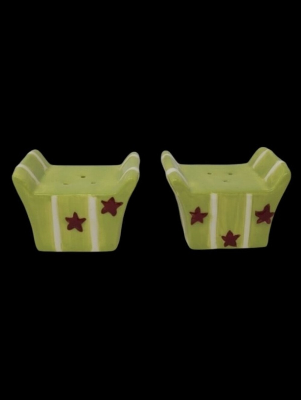 CHRISTMAS PRESENT SALT AND PEPPER SHAKERS